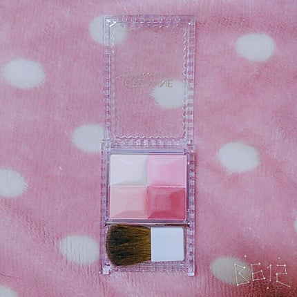 CEZANNE ミックスカラーチークのクチコミ「セザンヌのミックスカラーチークです💓
割とあたらしめのカラーですよね笑
このカラーの右下の.....」(2枚目)