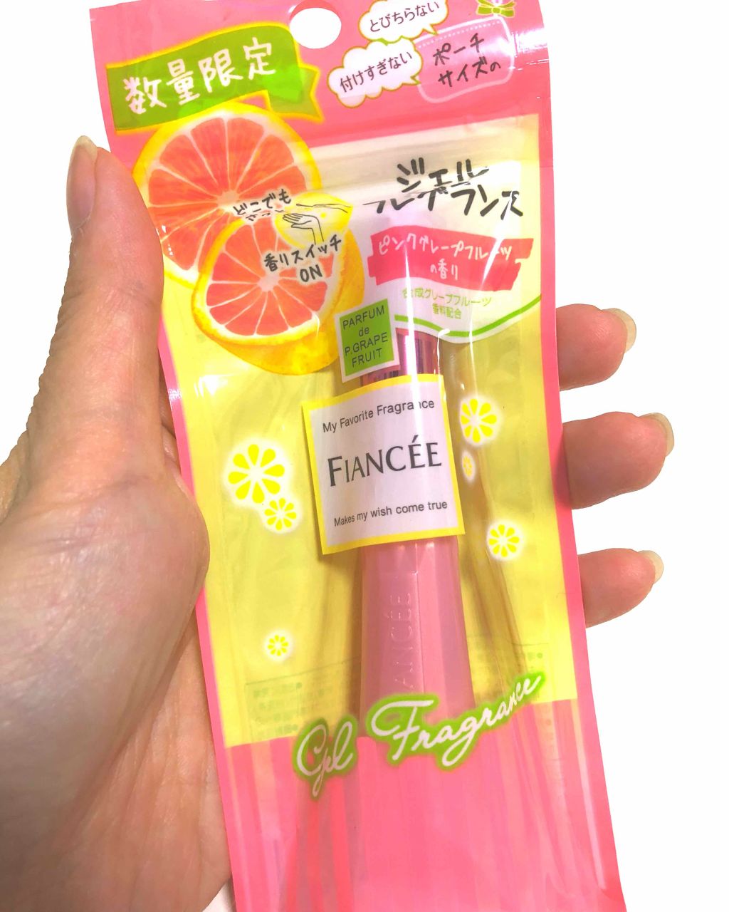 ジェルフレグランス ピンクグレープフルーツの香り/フィアンセ/香水(レディース)を使ったクチコミ(1枚目)
