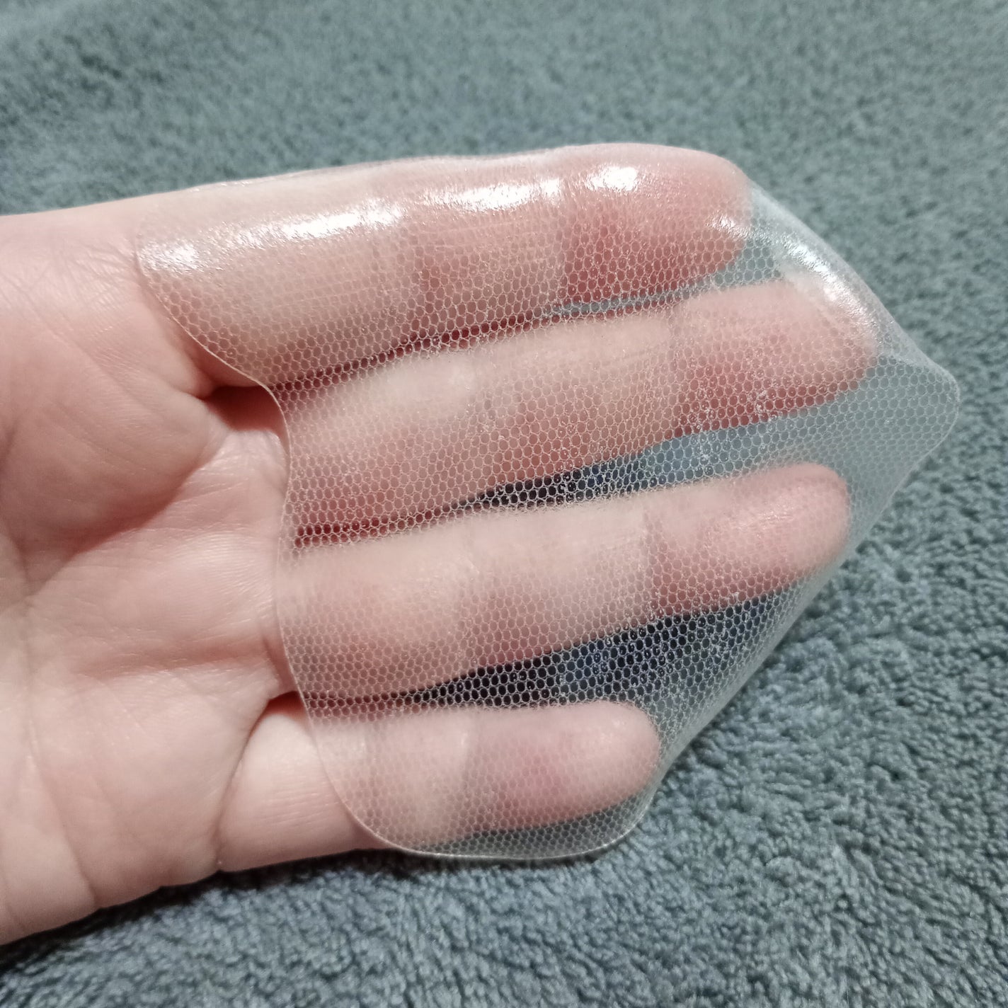 BEETOXマトリックスゲルパッチ【口元・ほほ】/BEETOX/シートマスク・パックを使ったクチコミ(4枚目)