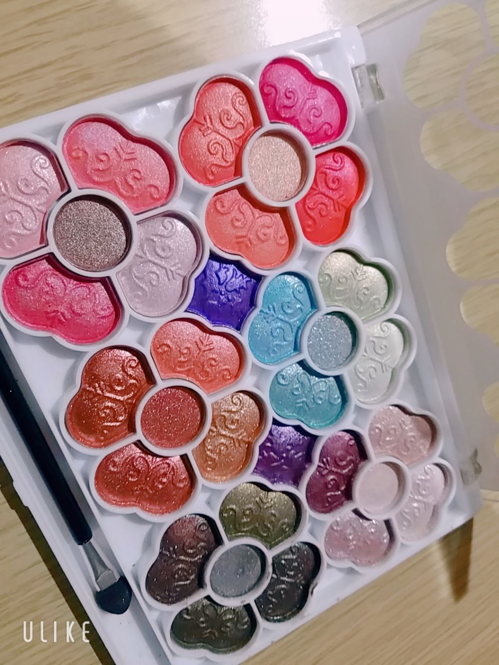 アイカラーパレット/ティアラガール/アイシャドウパレットを使ったクチコミ（2枚目）