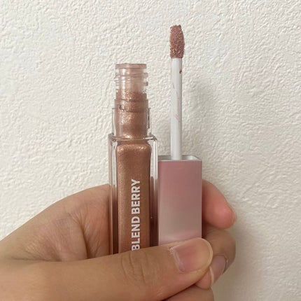 スパークリングアイグロス/スウィーツ スウィーツ/リキッドアイシャドウを使ったクチコミ(3枚目)