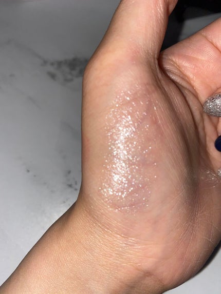 ボーム エサンシエル/CHANEL/スティックハイライトを使ったクチコミ(4枚目)