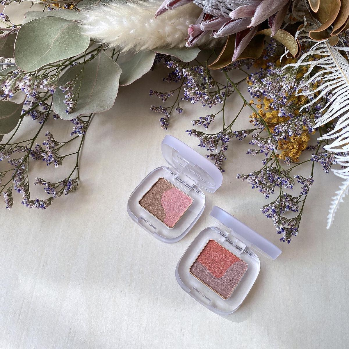 ペタル フロート アイシャドウ/to/one/アイシャドウパレットを使ったクチコミ(1枚目)