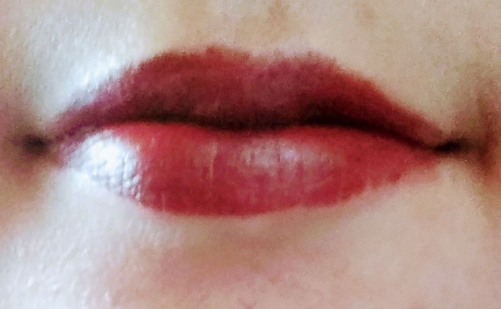 カラーリッシュモイストマットN/ロレアル パリ/口紅を使ったクチコミ(2枚目)