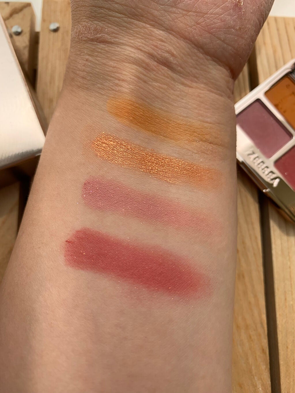 アニマルアイシャドウ(4シェード)/ZEESEA/アイシャドウパレットを使ったクチコミ(3枚目)