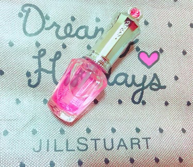 ❁﻿JILLSTUART❁フラワーネイルオイル❁﻿

Xmasプレゼントで頂きました🙇🏻

Amazon価格¥2,399
内容量10ml

二層になっていて見た目も可愛く
匂いもほんのり甘い大人な香りで