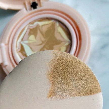 フォトレディ キャンディッド ウォーター エッセンス コンパクト ファンデーション/REVLON/クリーム・エマルジョンファンデーションを使ったクチコミ(2枚目)