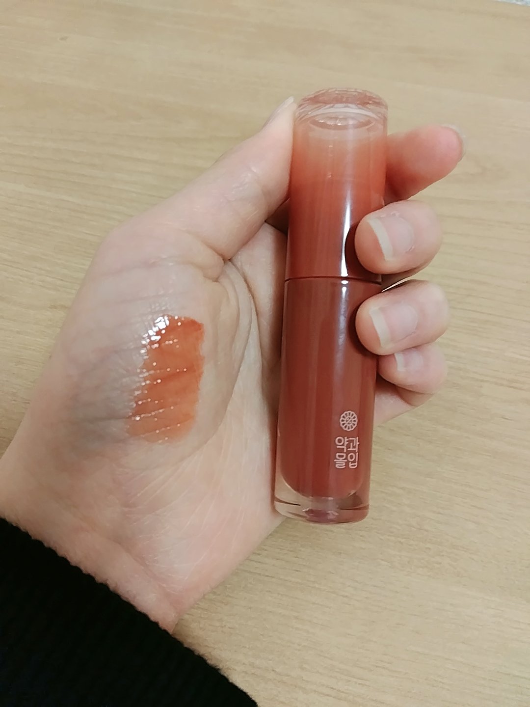 ペリペラ インク ムード グロイ ティント 20 BROWN YAKGWA(甘いブラウン)/PERIPERA/リップティントを使ったクチコミ（2枚目）