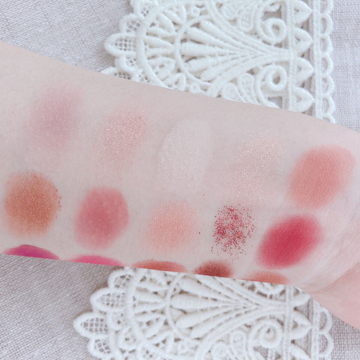 プレイカラーアイパレット ローズボム/ETUDE/アイシャドウパレットを使ったクチコミ(6枚目)