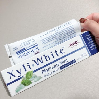 Now Foods XyliWhite Toothpaste Gel Refreshmintのクチコミ「本日の#iherb購入品 

#NOWFOODS
#キシリホワイト

iherbの歯磨き粉の中.....」（3枚目）
