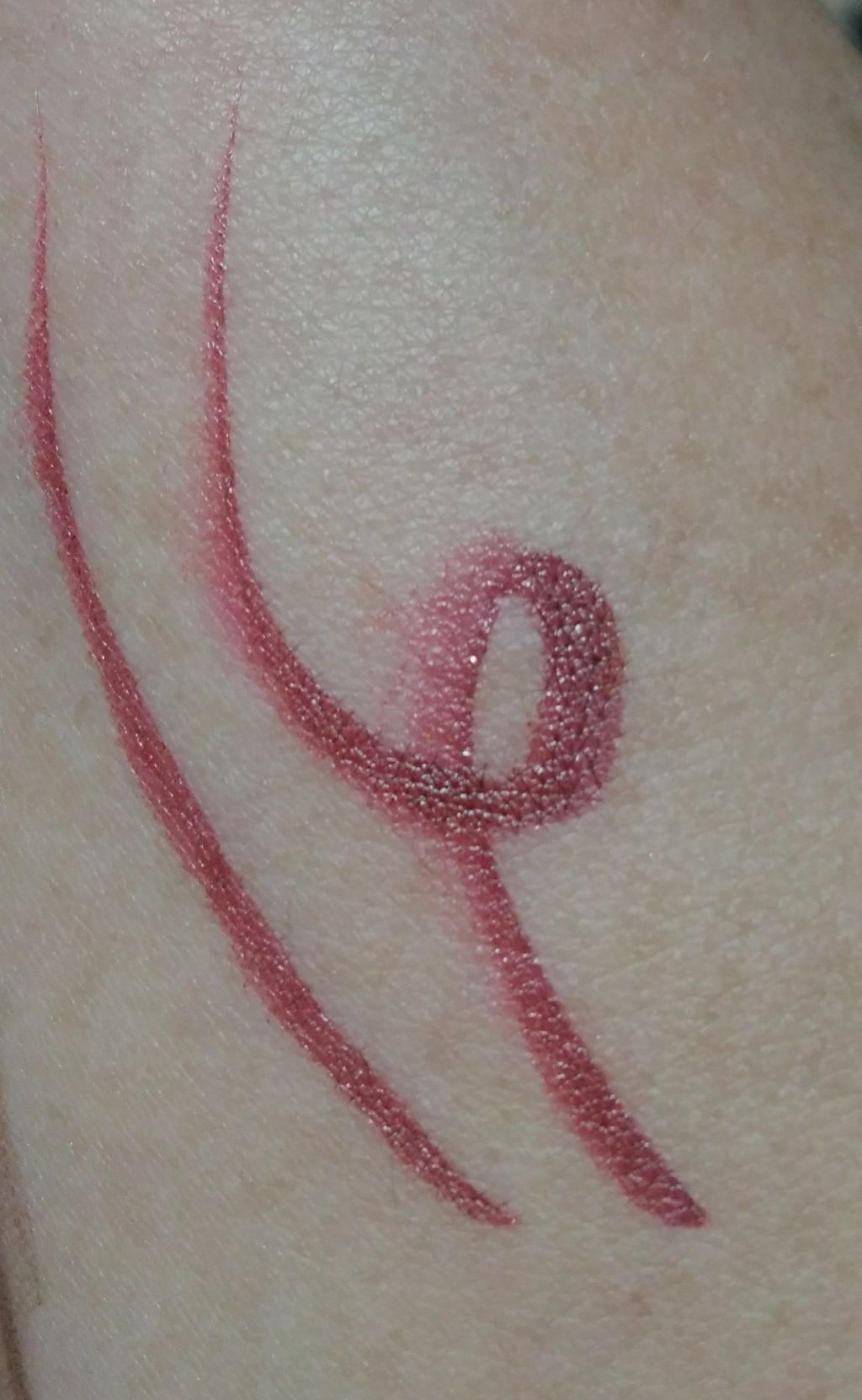 エグザジェレート ラスティングリキッドアイライナー WP/リンメル ロンドン/リキッドアイライナーを使ったクチコミ（3枚目）