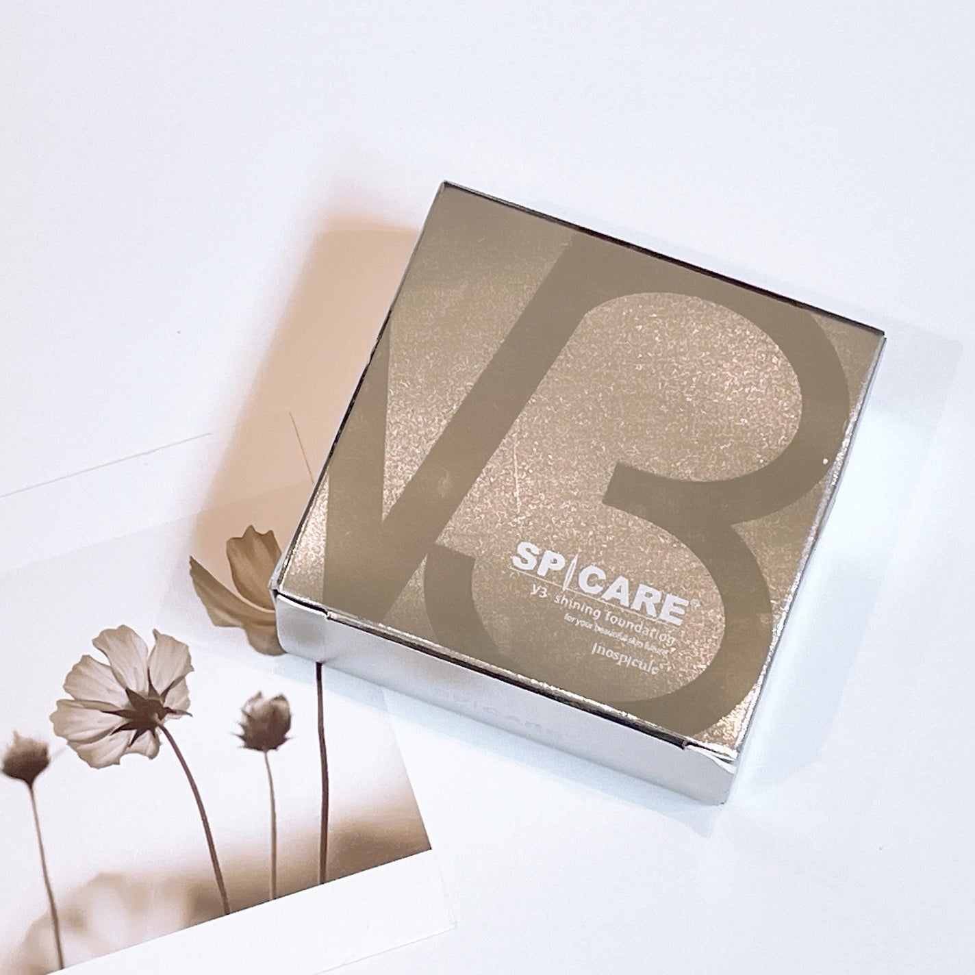 V3シャイニングファンデーション/SPICARE/クッションファンデーションを使ったクチコミ(2枚目)