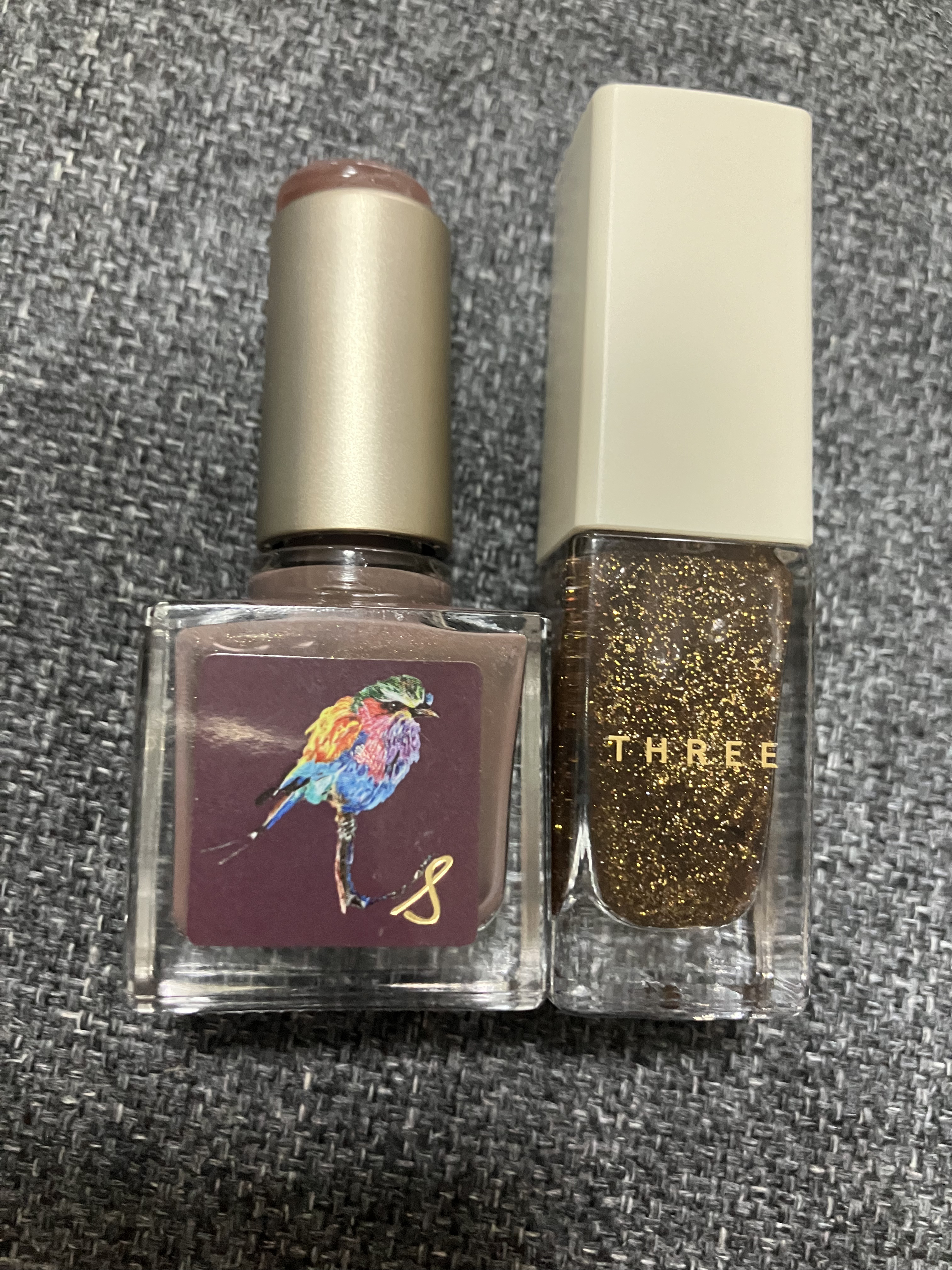 ネイルポリッシュ X64 GOLDEN YEARS/THREE/マニキュアを使ったクチコミ（2枚目）