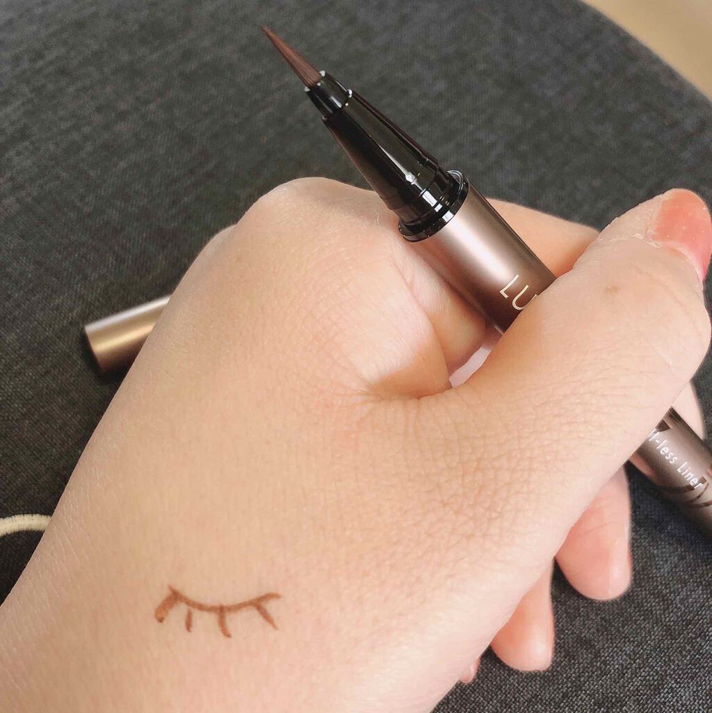 スキルレスライナー/LUMIURGLAS/リキッドアイライナーを使ったクチコミ(3枚目)