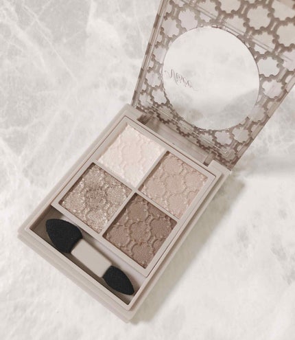 グロッシーリッチ アイズ N/Visée/アイシャドウパレットを使ったクチコミ(1枚目)