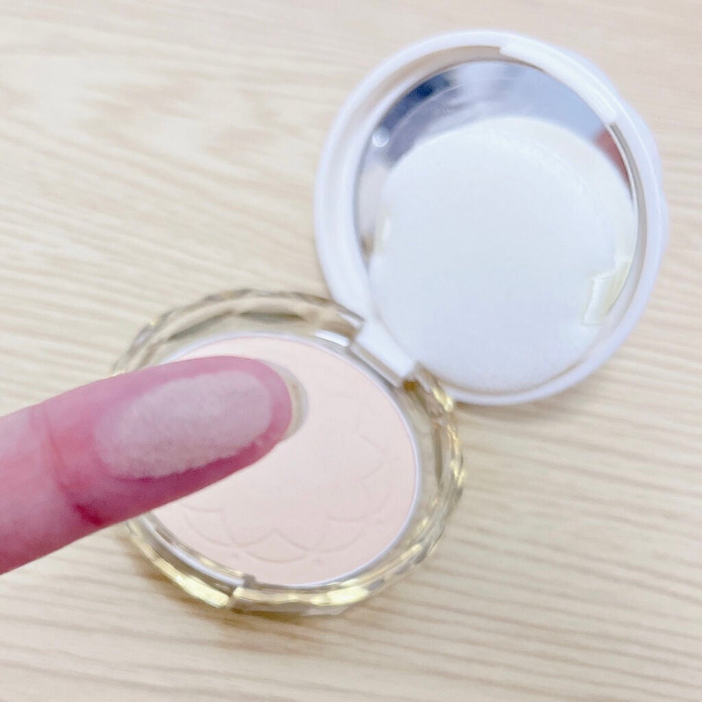 UVシルクカバーパウダー/CEZANNE/プレストパウダーを使ったクチコミ(4枚目)