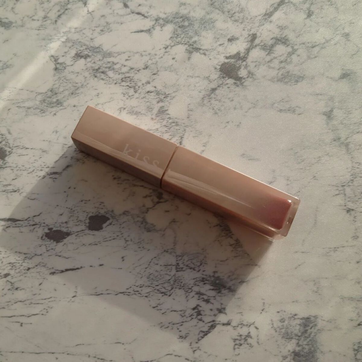 リップアーマーⅩ X04 くちどけフィグ/KiSS/口紅を使ったクチコミ（2枚目）