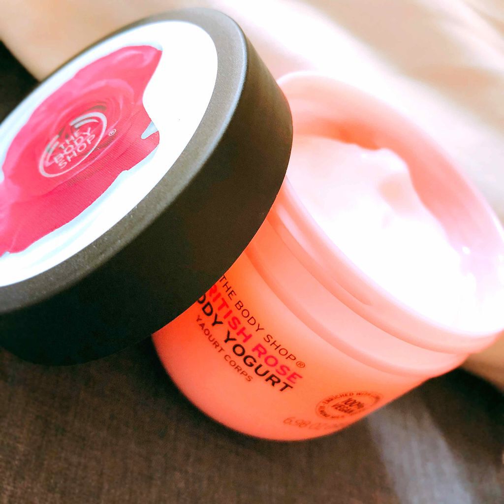 ボディヨーグルト ブリティッシュローズ/THE BODY SHOP/ボディローションを使ったクチコミ(3枚目)
