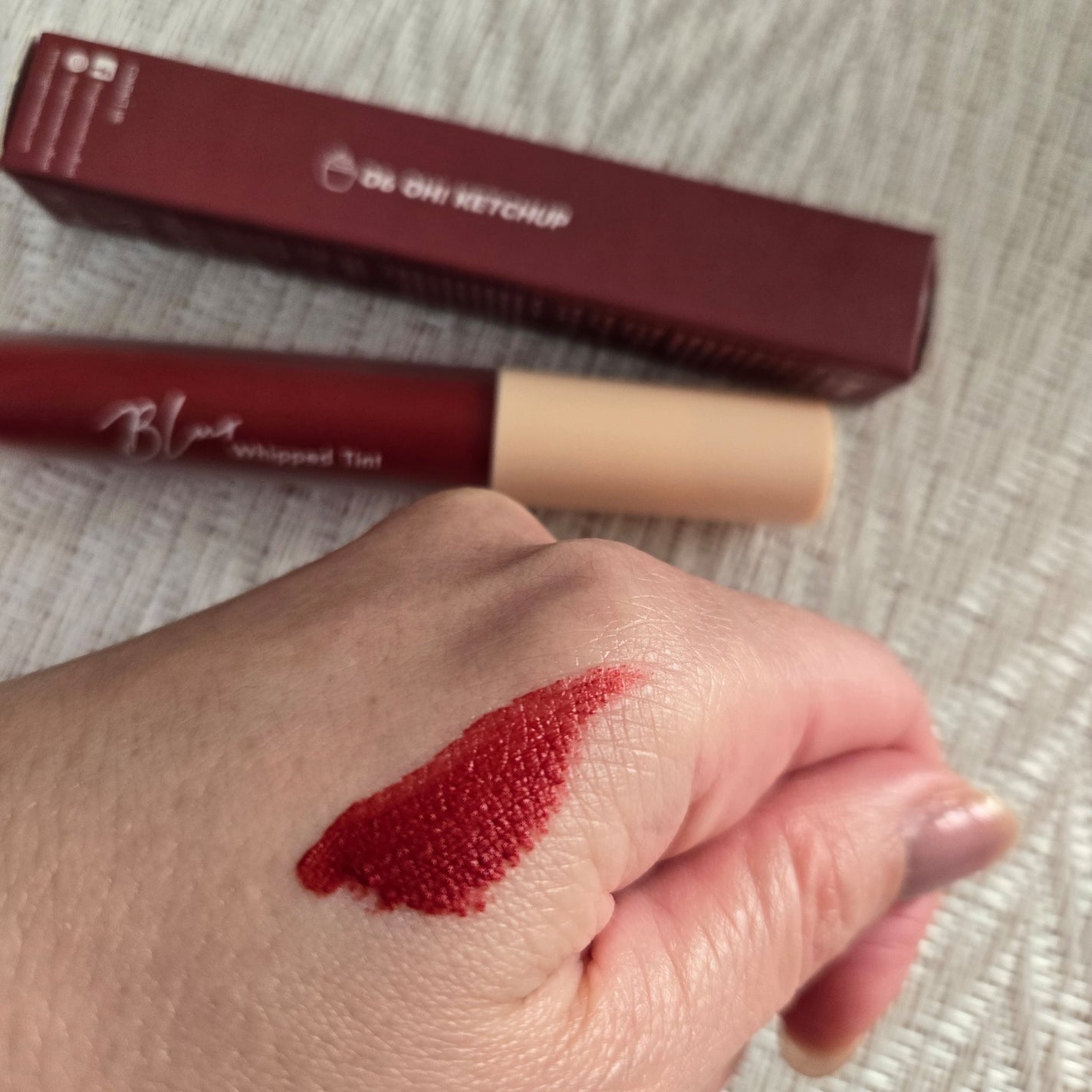 ブラーホイップド リップティント /SO GLAM/リップティントを使ったクチコミ(1枚目)