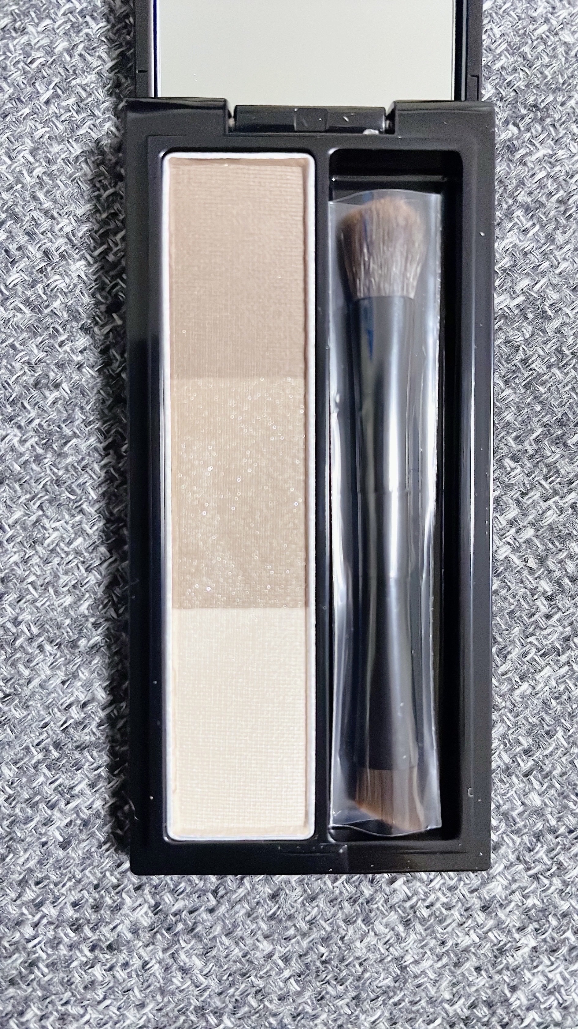 ヴィセ リシェ アイブロウパウダー BR-9 ホワイトアッシュブラウン(限定)/Visée/パウダーアイブロウを使ったクチコミ（2枚目）