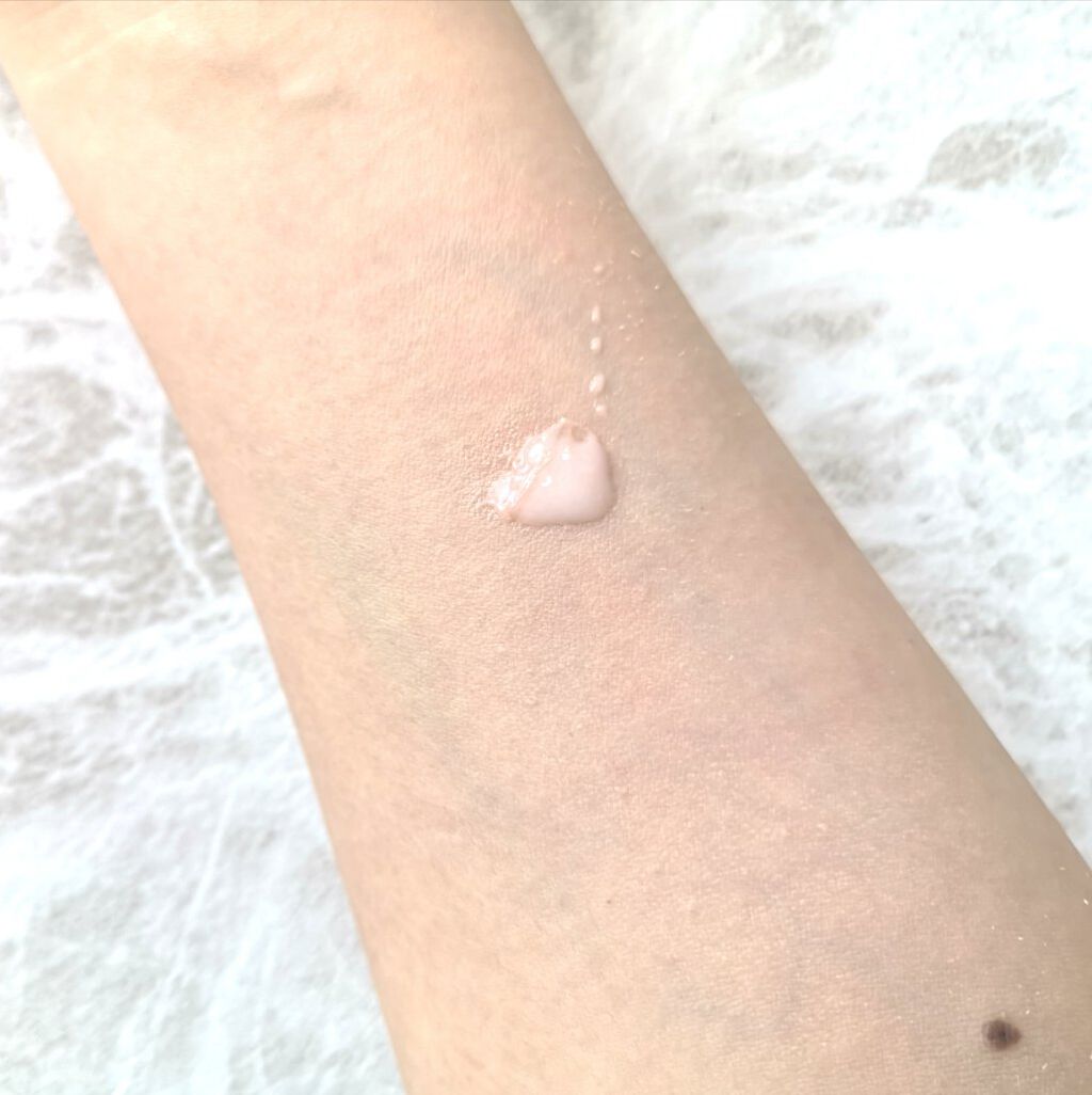 ピュア キャンバス パワー プライマー スーパーチャージド エッセンス/ローラ メルシエ/化粧下地を使ったクチコミ(2枚目)