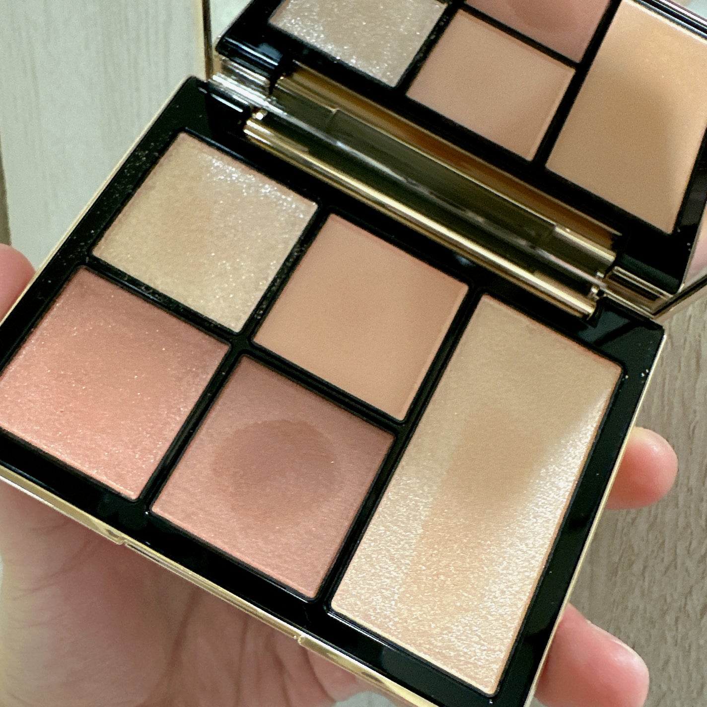 フェイス スタイリスト/SNIDEL BEAUTY/アイシャドウパレットを使ったクチコミ(1枚目)