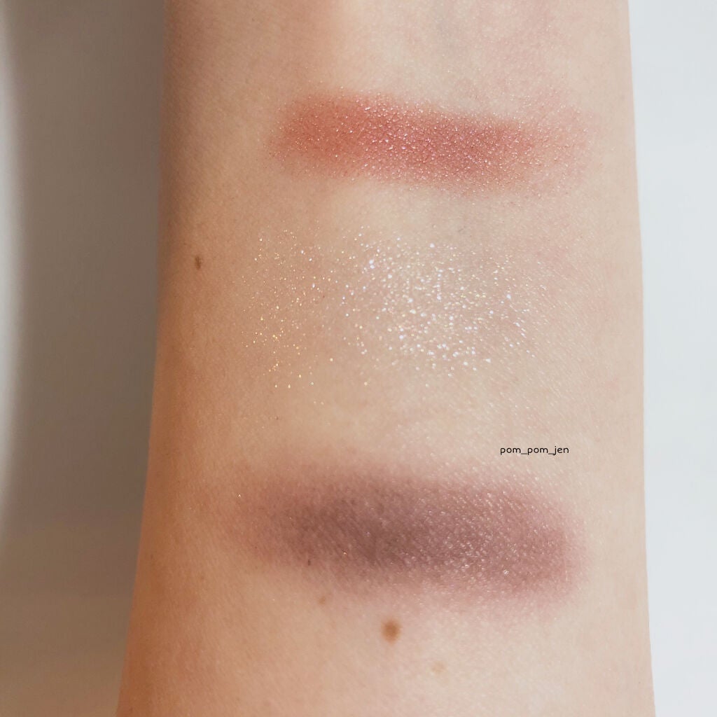 トリオ ブリック パレット<ピュア グロウ>/Dior/アイシャドウパレットを使ったクチコミ(2枚目)