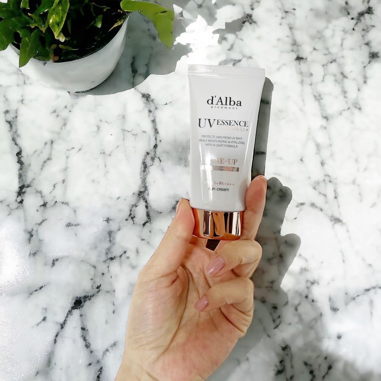 ウォータフルトーンアップサンクリーム/ダルバ/日焼け止めクリームを使ったクチコミ（1枚目）