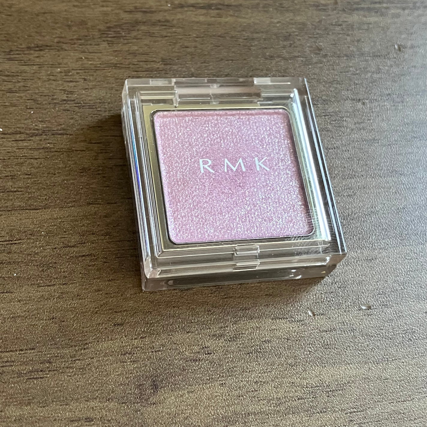 インフィニット シングル アイズ/RMK/単色アイシャドウを使ったクチコミ(1枚目)