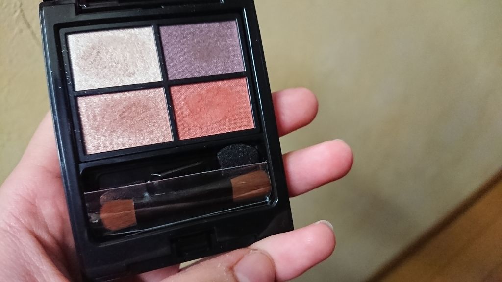 ミネラルクラッシィシャドー/エトヴォス/アイシャドウパレットを使ったクチコミ(2枚目)