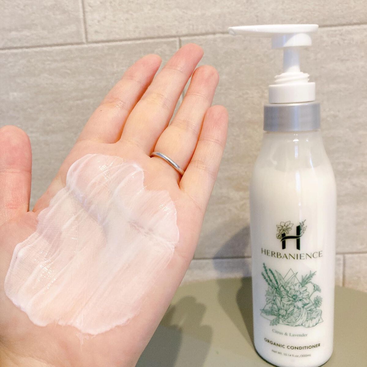 ハーバニエンス シャンプー・コンディショナー(シトラス&ラベンダー)/HERBANIENCE/市販シャンプーを使ったクチコミ(6枚目)