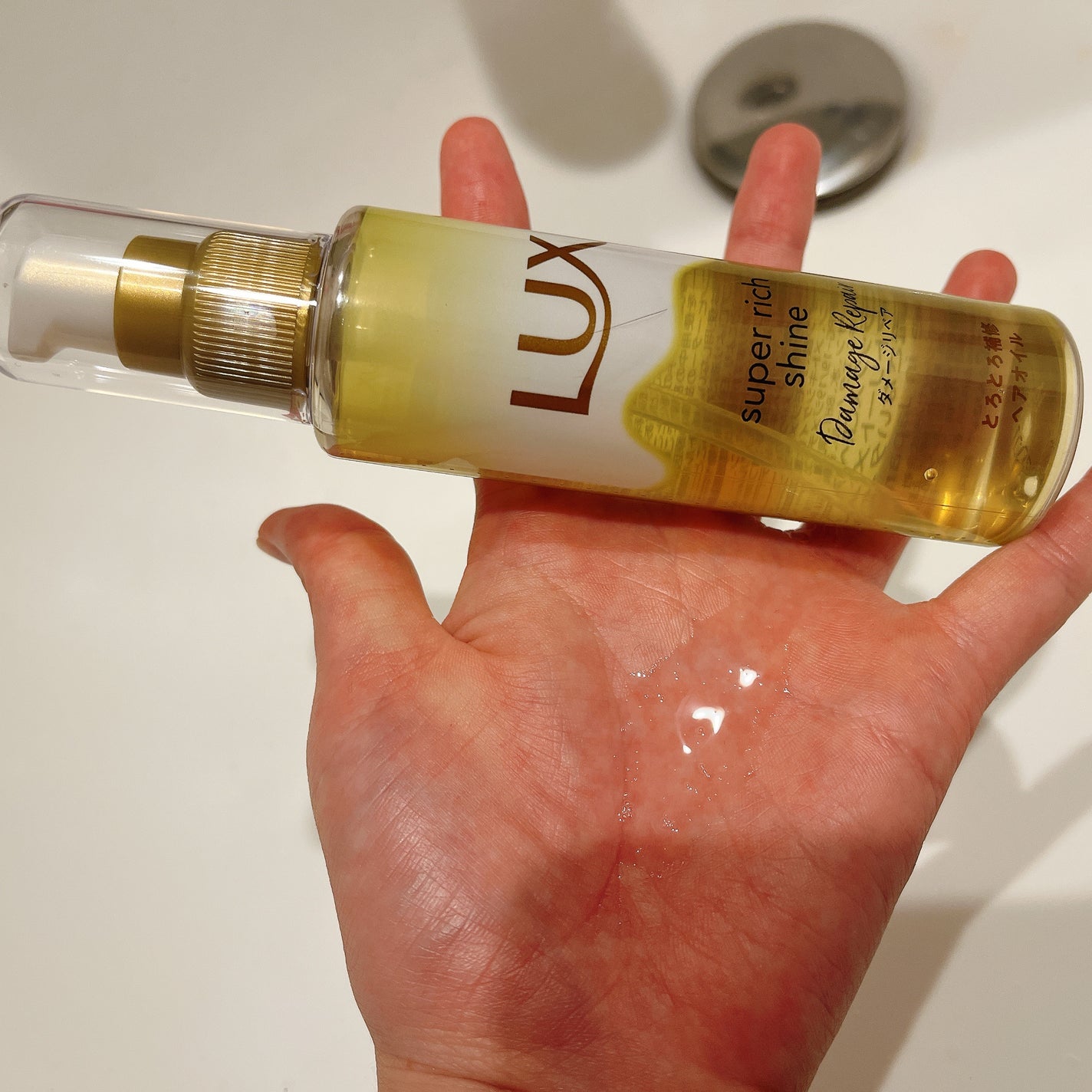 スーパーリッチシャイン ダメージリペア とろとろ補修トリートメント/LUX/洗い流すヘアトリートメントを使ったクチコミ(3枚目)