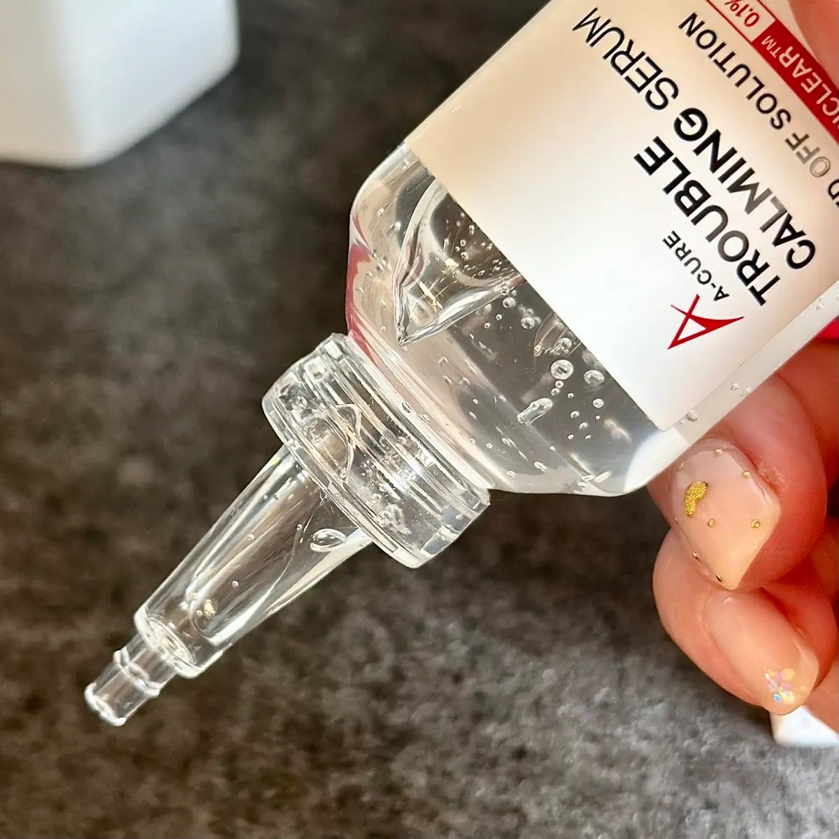 エーキュアトラブルカーミングセラム/obsero/美容液を使ったクチコミ（2枚目）