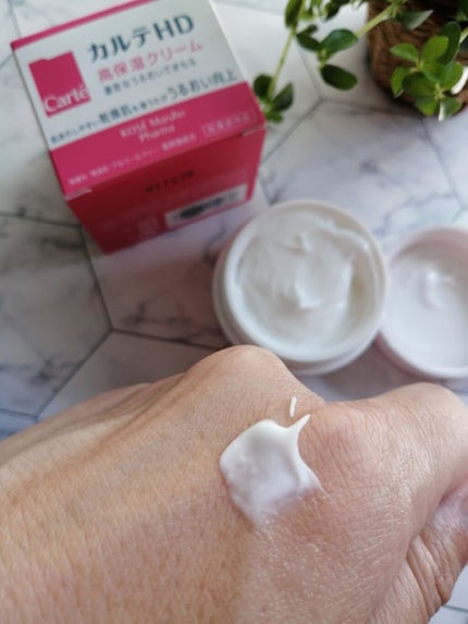 モイスチュア クリーム/カルテHD/フェイスクリームを使ったクチコミ(2枚目)