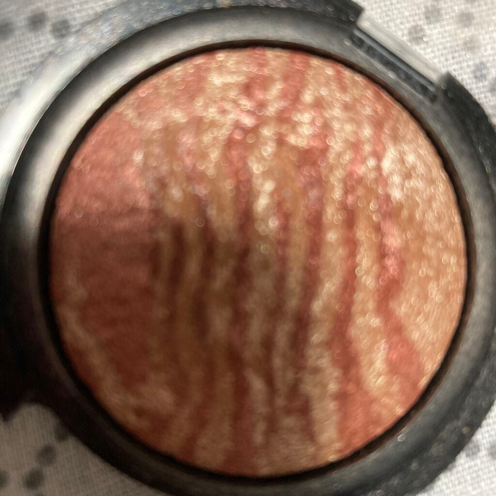 UR GLAM EYE & CHEEK COLOR/U R GLAM/単色アイシャドウを使ったクチコミ(1枚目)