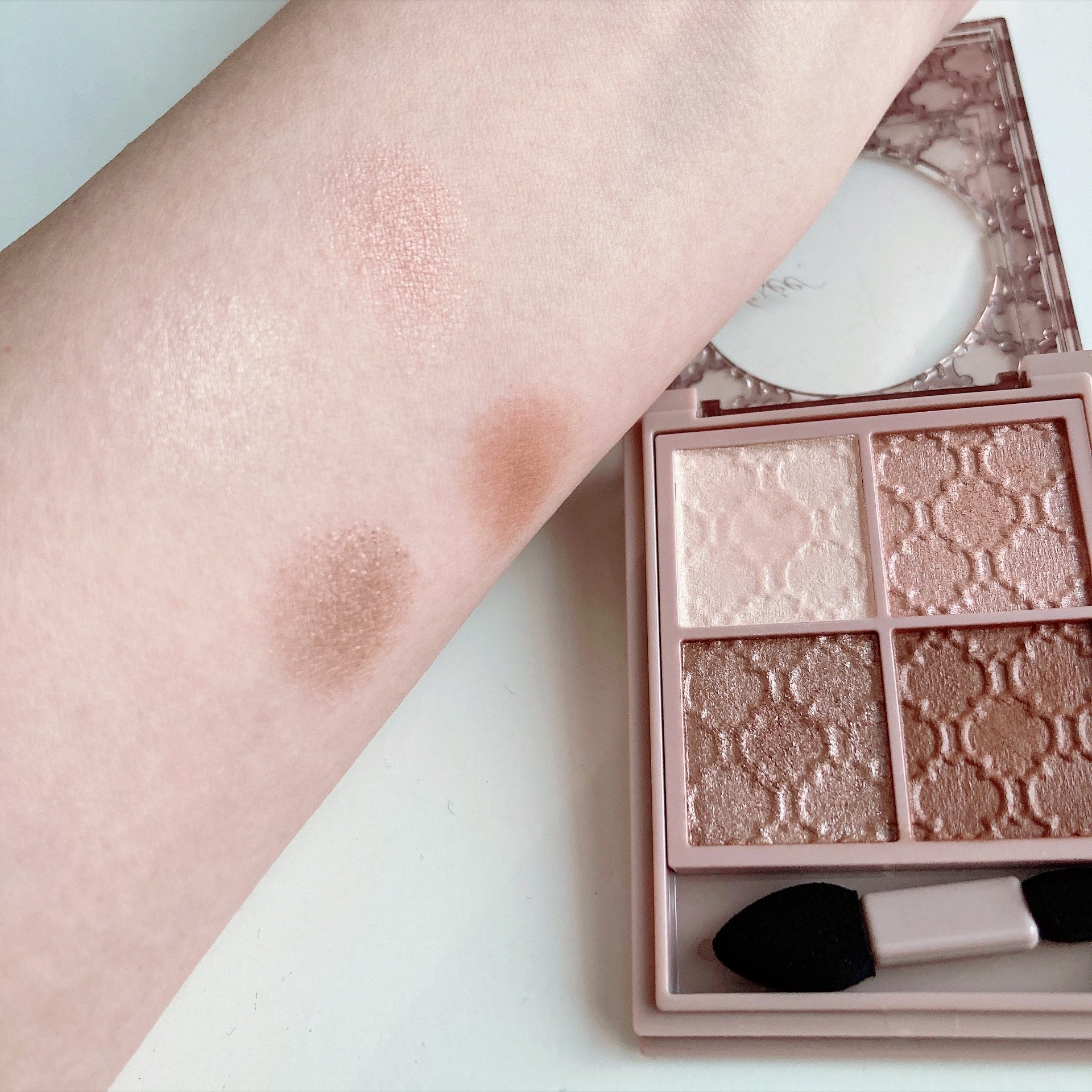 グロッシーリッチ アイズ N BR-5 ココアブラウン系/Visée/アイシャドウパレットを使ったクチコミ（2枚目）