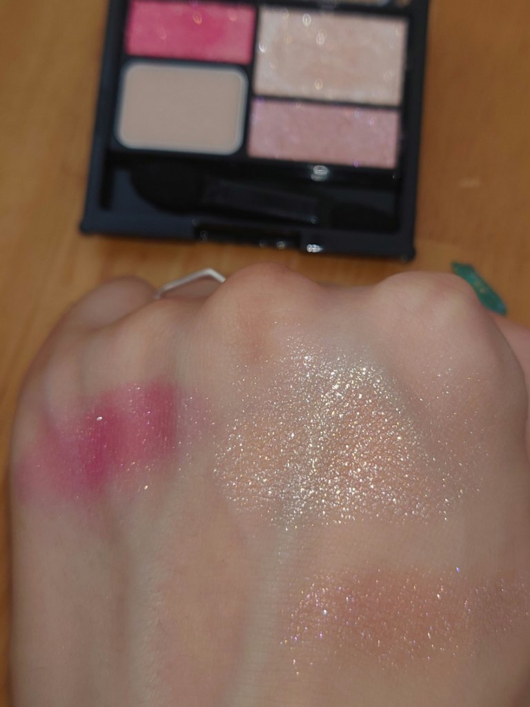 シアーニュアンスシャドウ/スウィーツ スウィーツ/アイシャドウパレットを使ったクチコミ（2枚目）