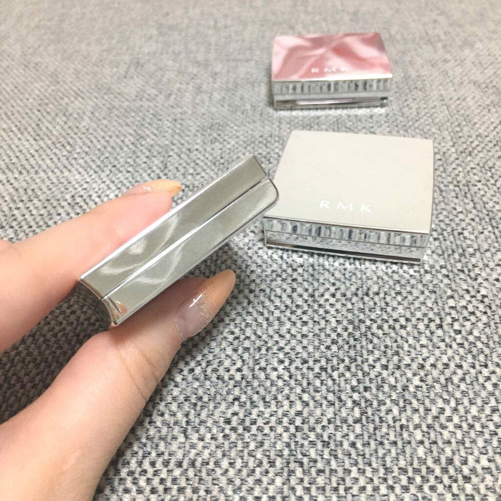 カラーユアルックブラッシュ/RMK/パウダーチークを使ったクチコミ（3枚目）