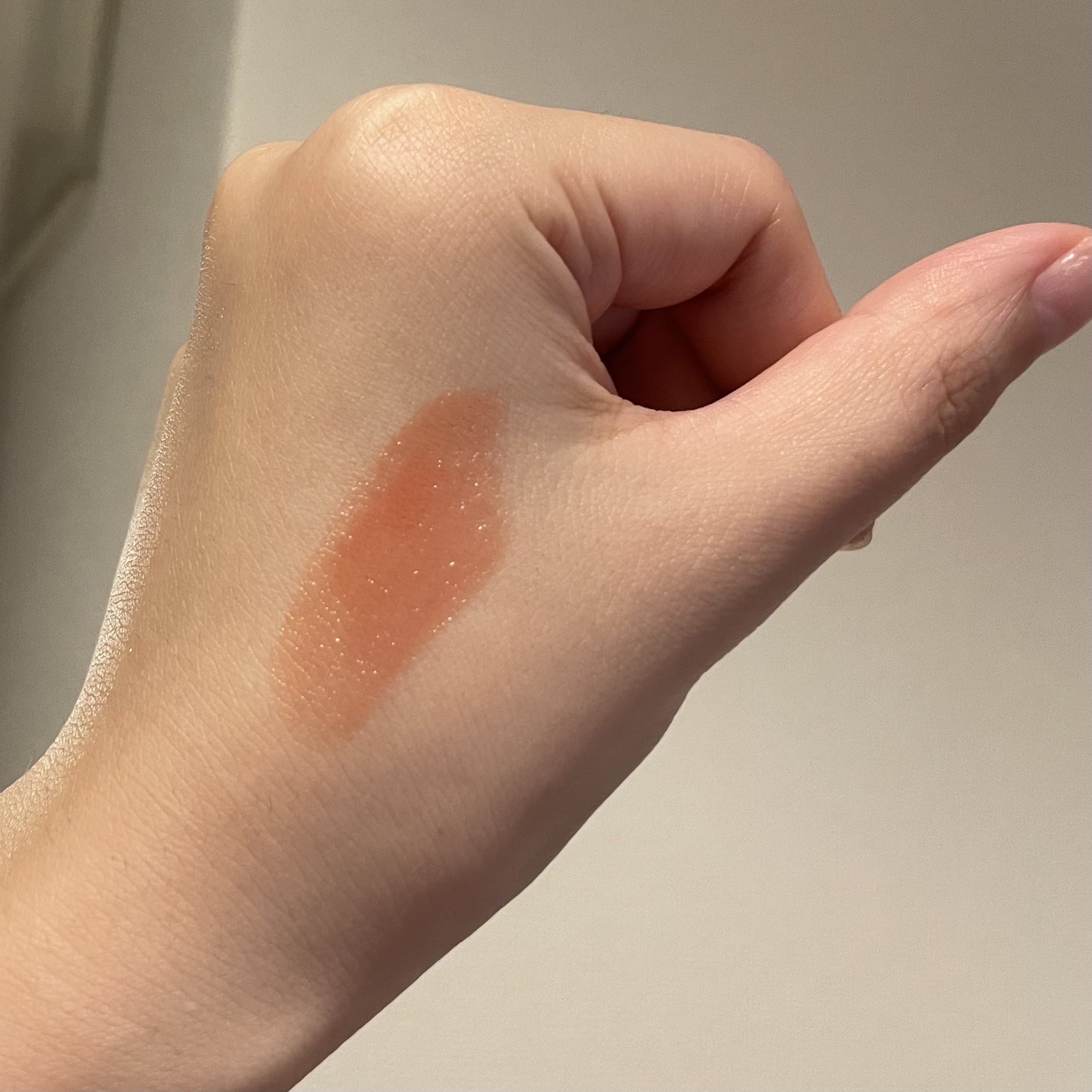 ボンディンググロウリップスティック/Laka/口紅を使ったクチコミ（1枚目）