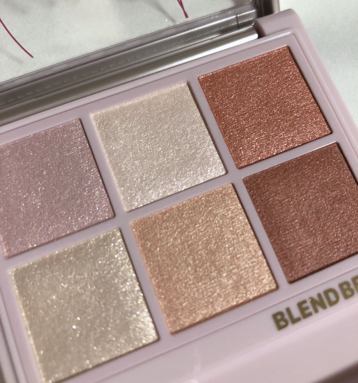 オーラクリエイション #myfavbrown 010 いちごミルク＆ピンクブラウン/BLEND BERRY/アイシャドウパレットを使ったクチコミ（2枚目）