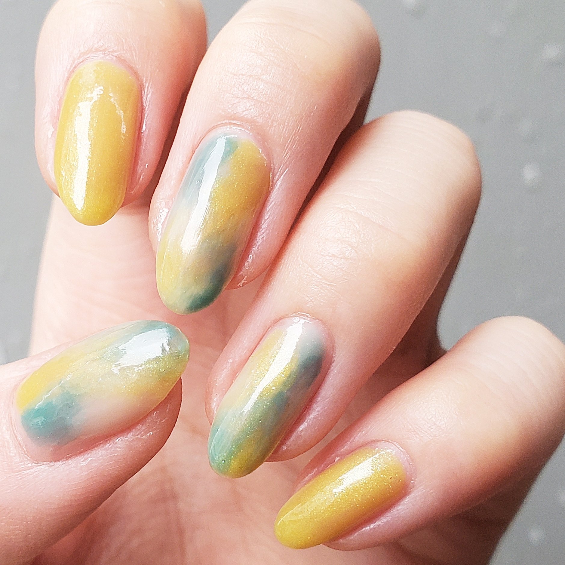 カラフルネイルズ/キャンメイク/マニキュアを使ったクチコミ（2枚目）