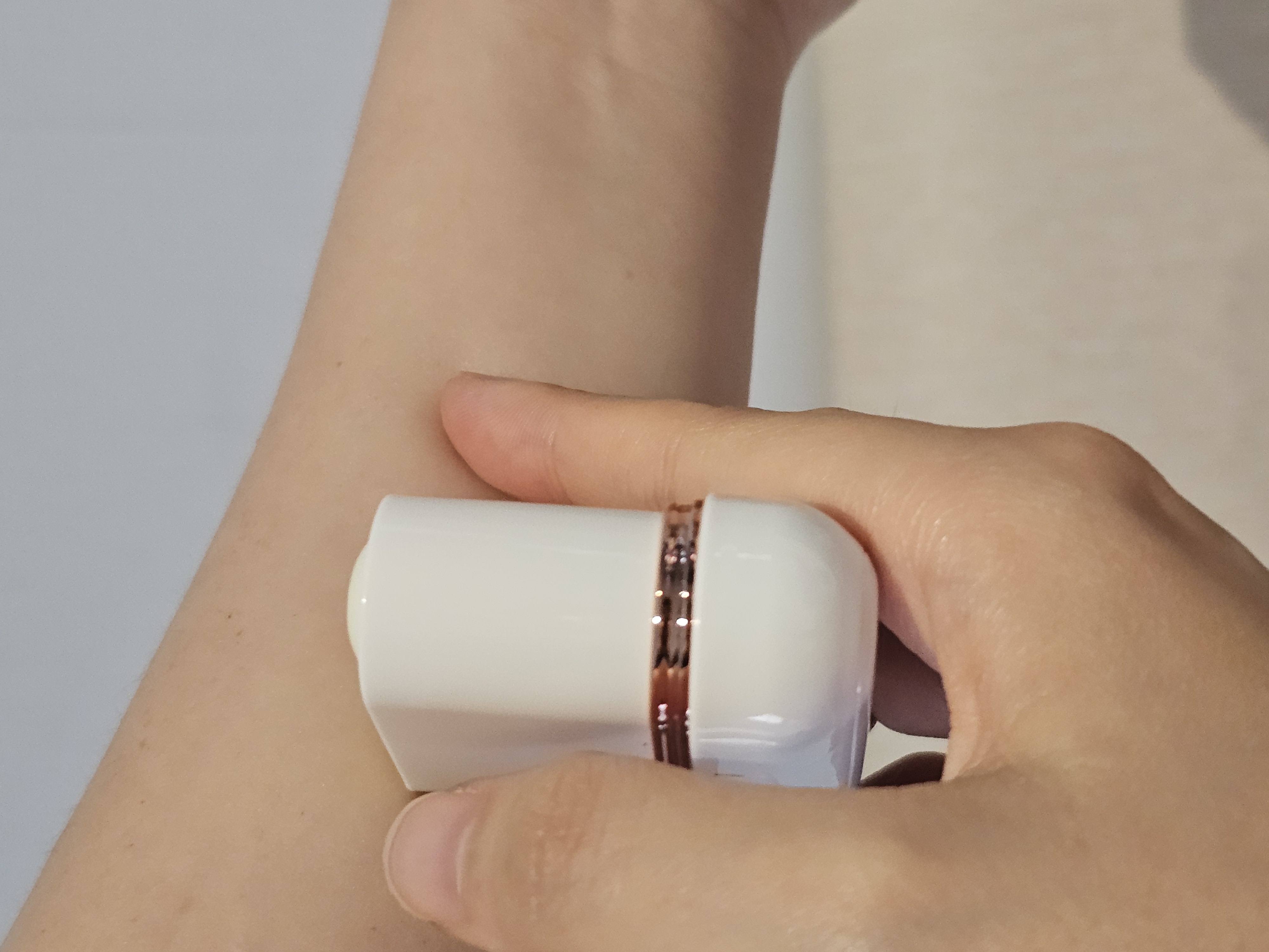 エアリーフィットサンスティック/KAHI/日焼け止めスティックを使ったクチコミ（2枚目）