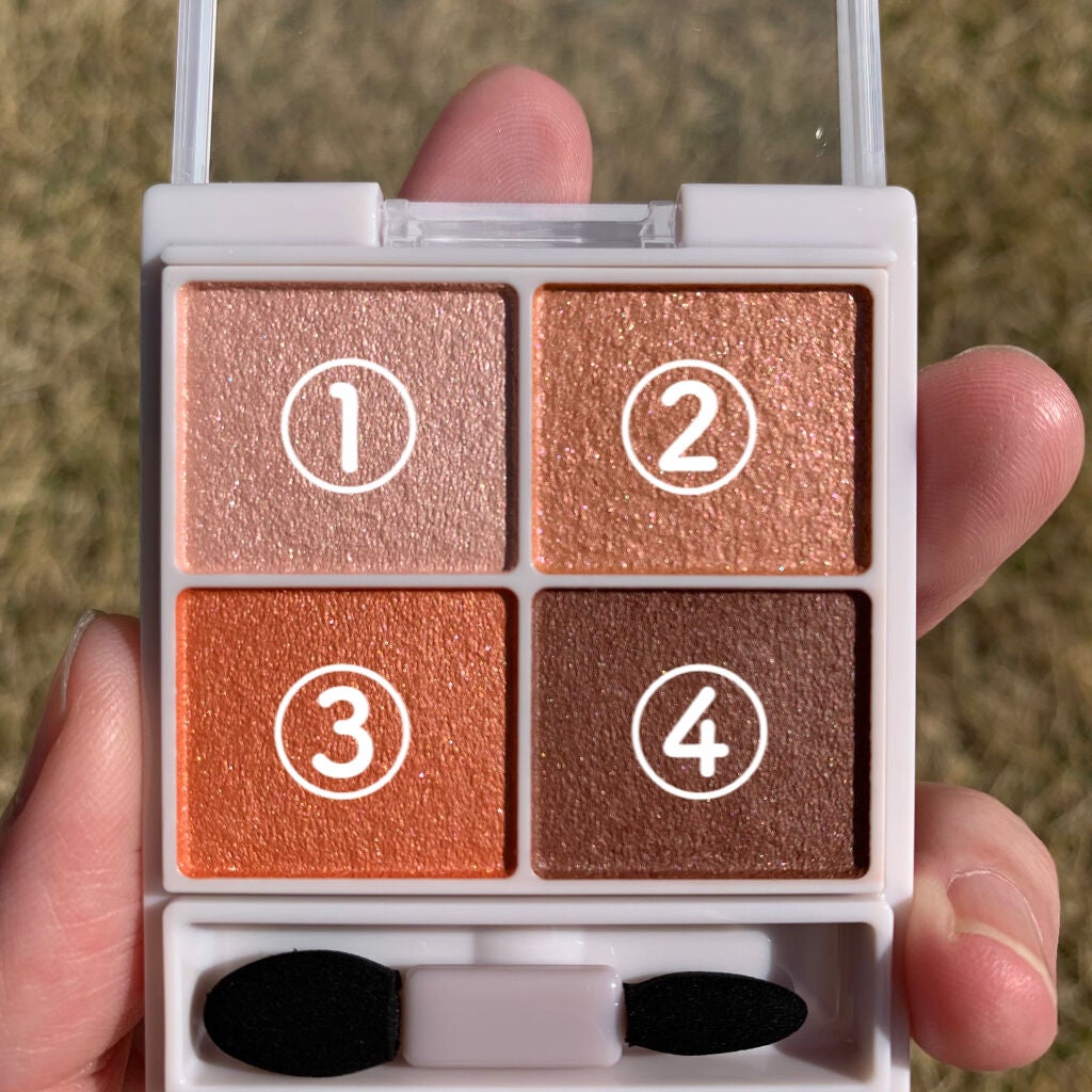 シルキースフレアイズ/キャンメイク/アイシャドウパレットを使ったクチコミ(2枚目)