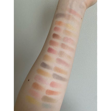 セルヴォーク ヴォランタリー アイズ/Celvoke/単色アイシャドウを使ったクチコミ(2枚目)