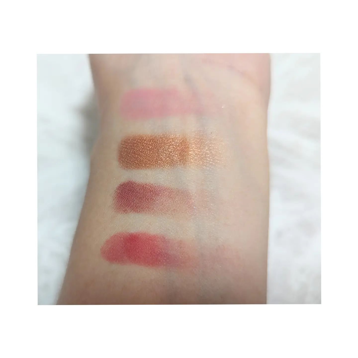 ジルスチュアート ブルーム ミックスブラッシュ コンパクト 27 whistling azalea/JILL STUART/パウダーチークを使ったクチコミ（3枚目）