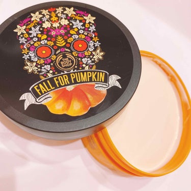 THE BODY SHOP ボディバター バニラパンプキンのクチコミ「ザ・ボディーショップ 
ボディーバター❣️

税抜2500円

期間限定の香り
#バニラパンプ.....」（1枚目）