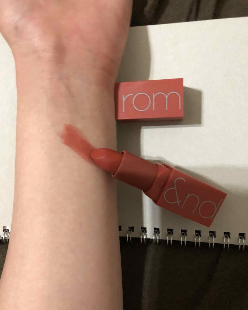 ゼログラムマットリップスティック/rom&nd/口紅を使ったクチコミ(2枚目)