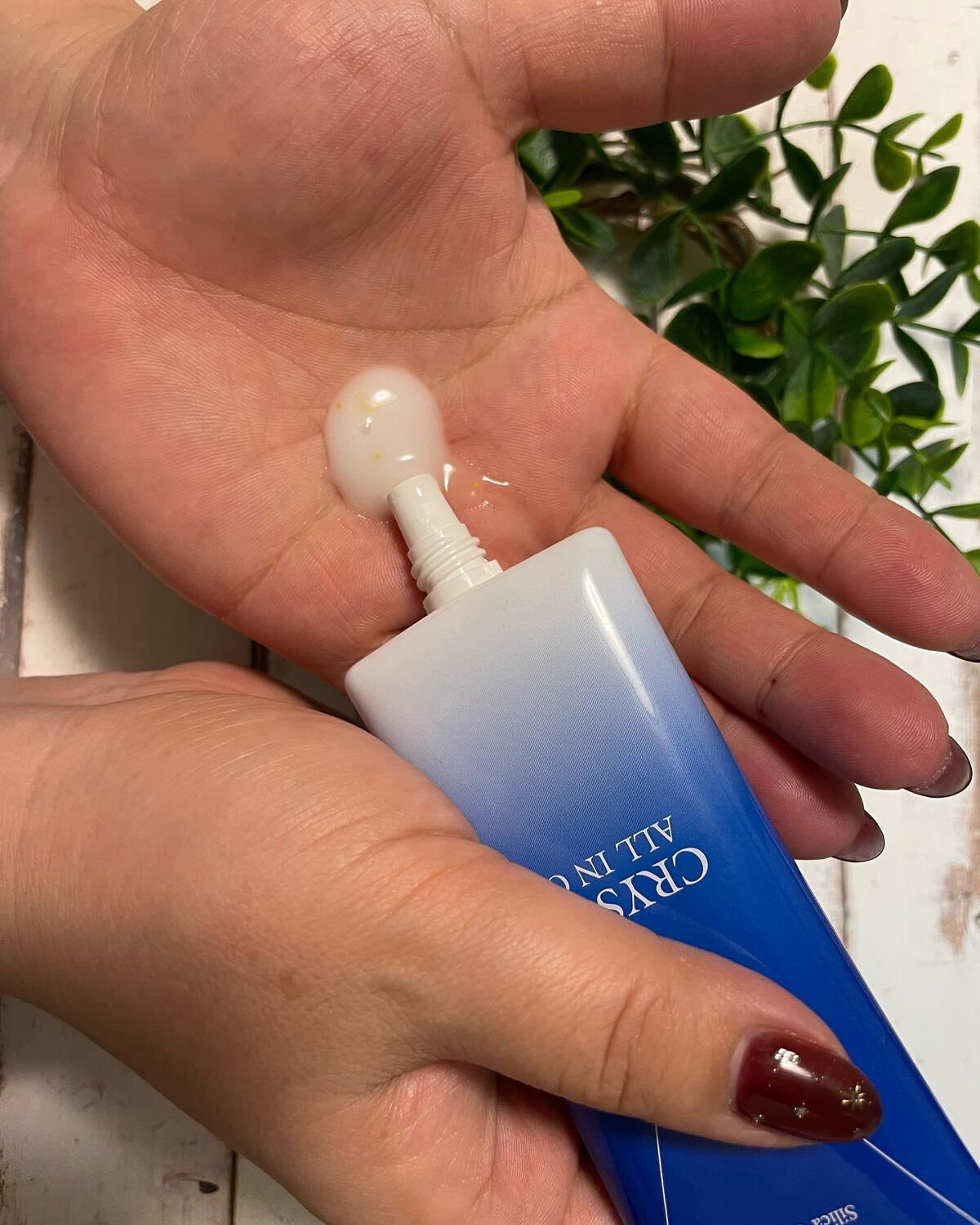 ぱすかる on LIPS 「疲れた時に時々お世話になっているオールインワンジェル。初めて使..」(5枚目)