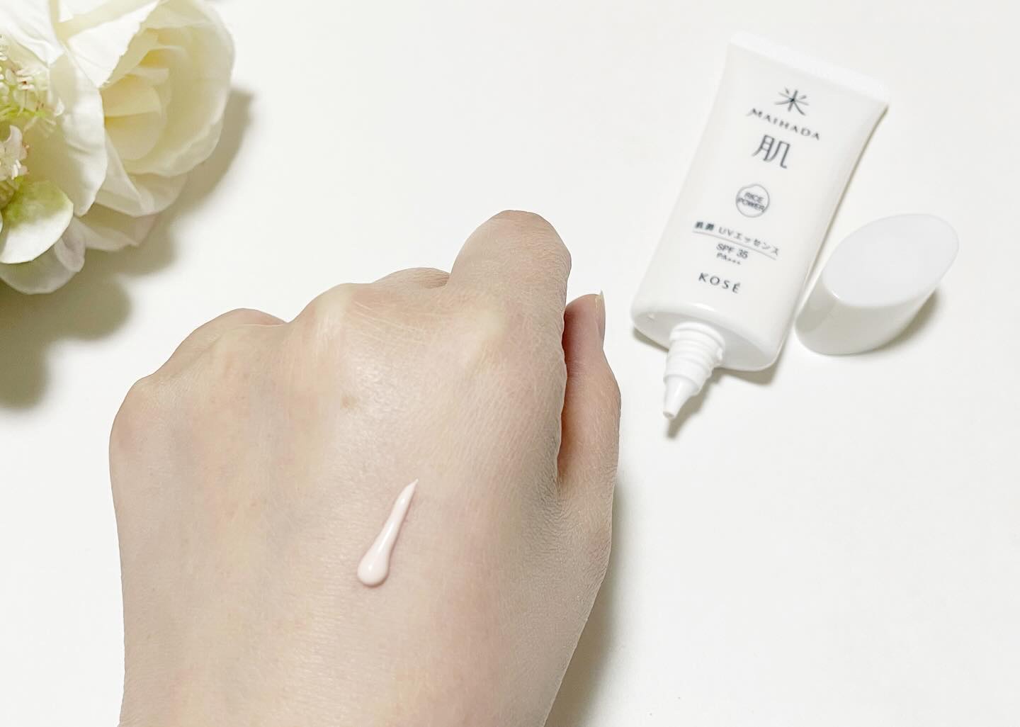 ひろぷーのクチコミ「米肌  肌潤　ＵＶエッセンス
⁡
肌をいたわりながらトーンアップ効果で美しい素肌にととのえる日.....」（2枚目）