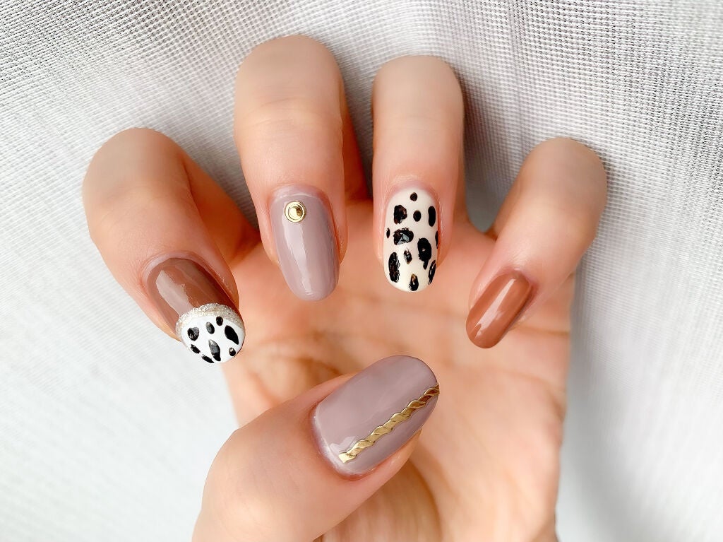 カラフルネイルズ/キャンメイク/マニキュアを使ったクチコミ(4枚目)